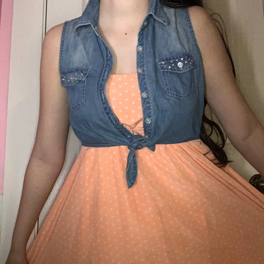 🛍 Retro dress with attached jean vest